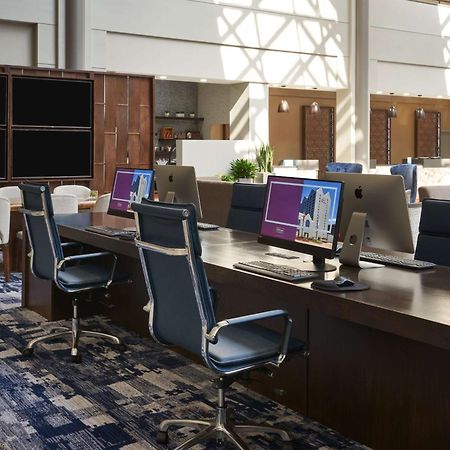 Hotel Hilton Houston North Extérieur photo