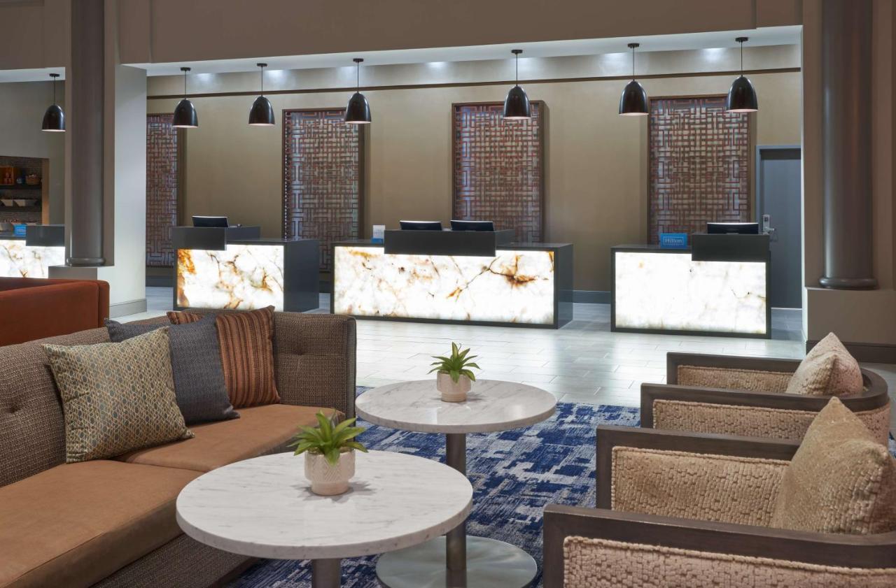 Hotel Hilton Houston North Extérieur photo