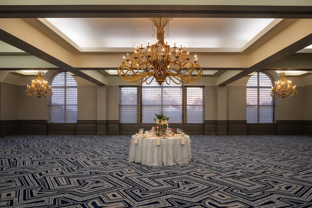 Hotel Hilton Houston North Extérieur photo