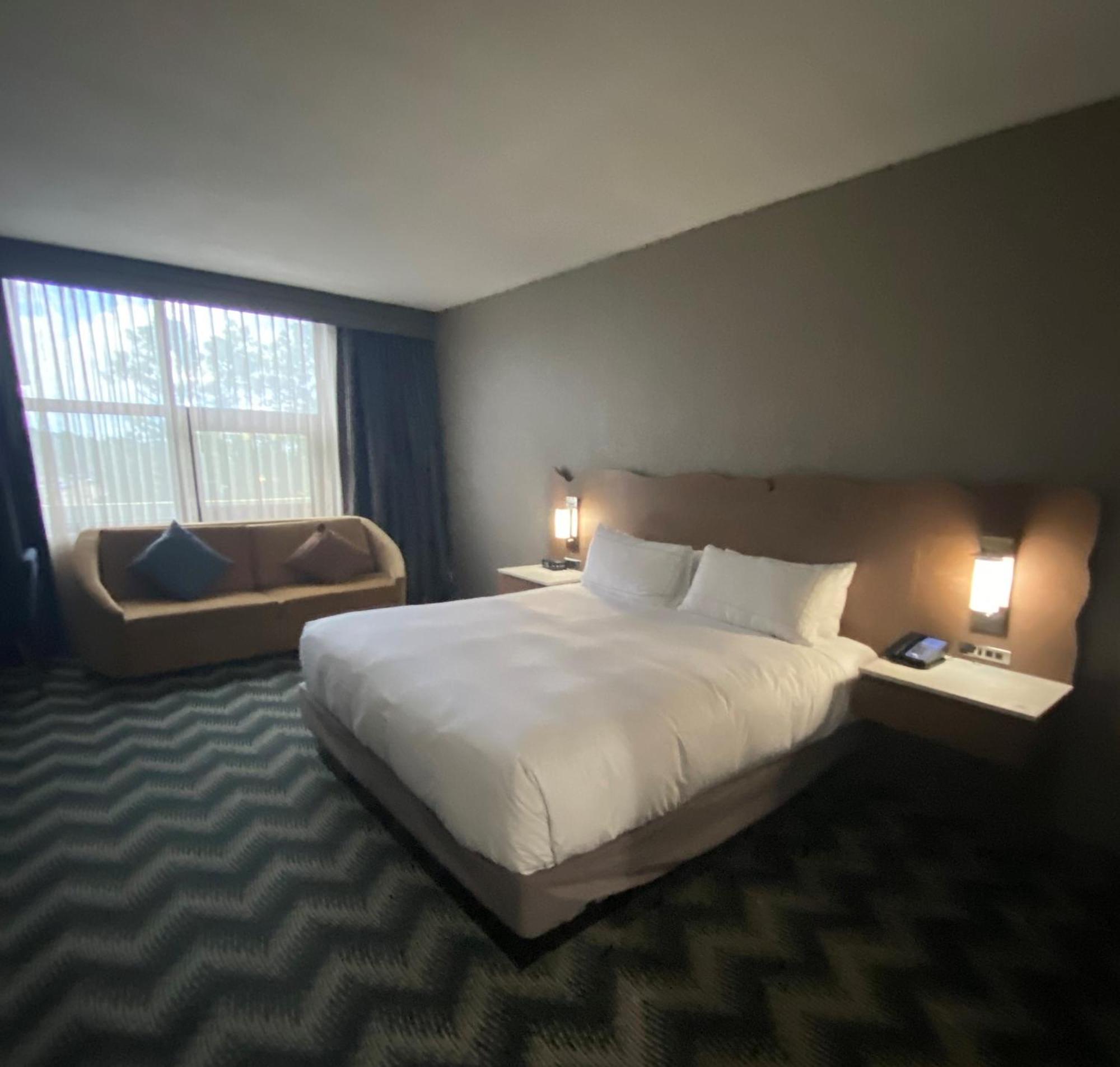 Hotel Hilton Houston North Extérieur photo