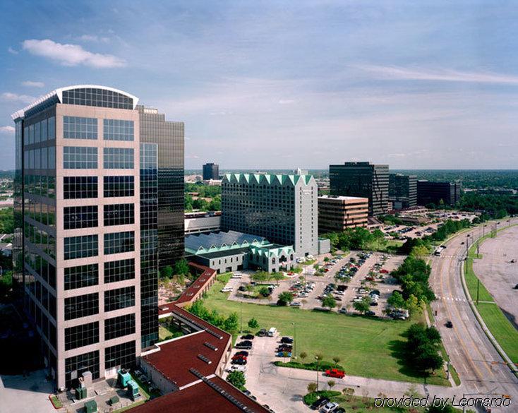 Hotel Hilton Houston North Extérieur photo