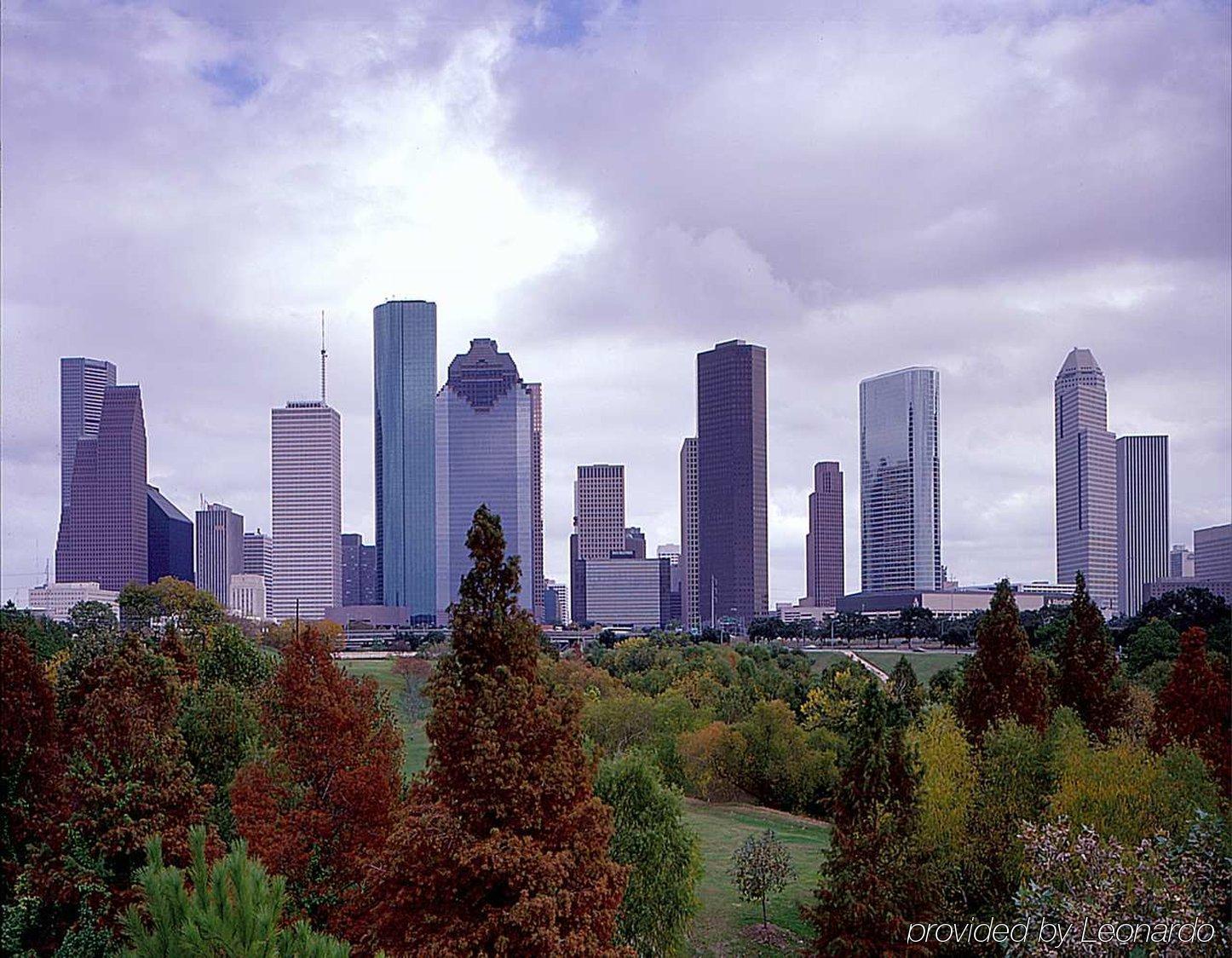 Hotel Hilton Houston North Extérieur photo